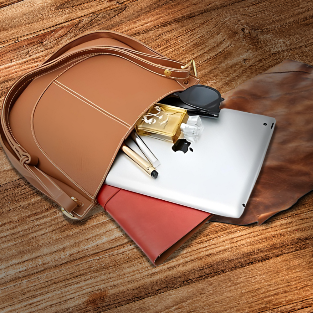BIKUUL | Crossbody aus weichem, gemustertem Leder