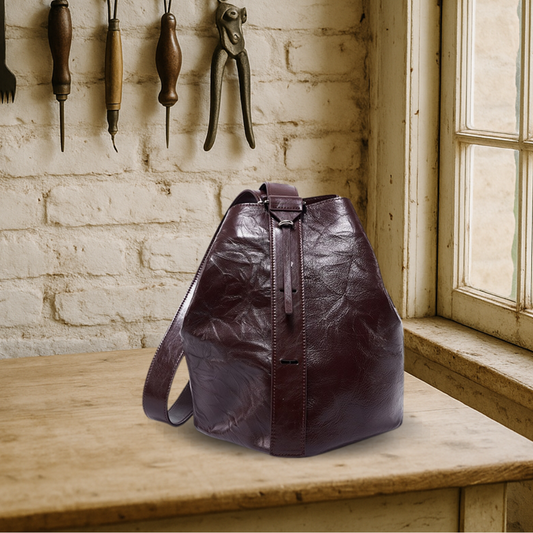 BIKUUL | Bucket Bag aus faltigem Rindsleder der ersten Schicht